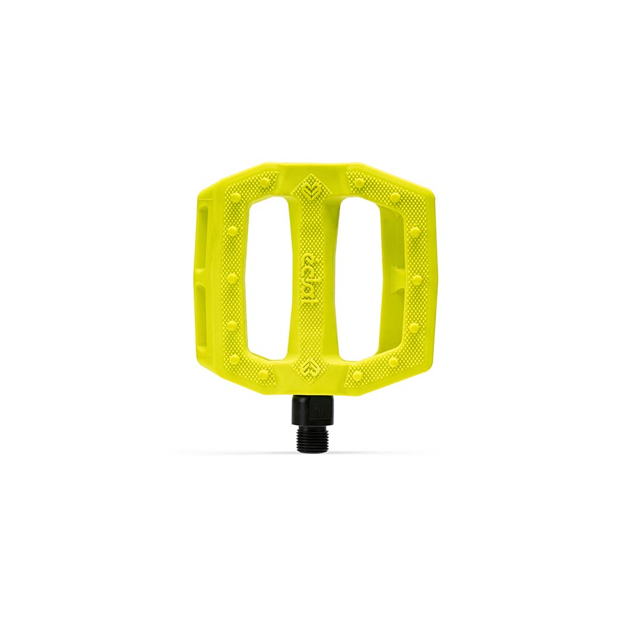 Eclat, Slash, Platform Pedals, Body: Nylon, Spindle: Cr-Mo, 9/16'', Yellow, Pair