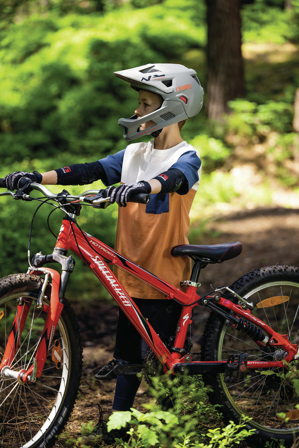 YouDrop FF Mountain Helmet Full-face helmet with removable chin guard