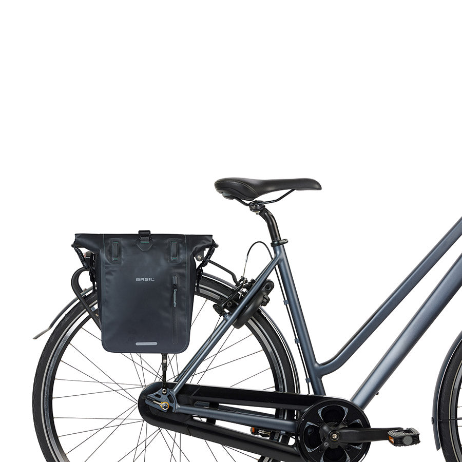 Basil, Rivo M, Pannier, 15L, Black