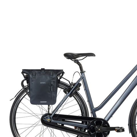 Basil, Rivo M, Pannier, 15L, Black