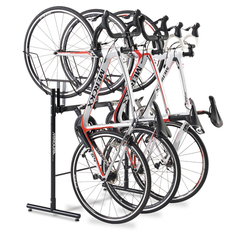 Minoura, DS-4200, Bikes: 3, On the floor