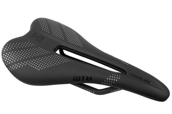 GRAVELIER FUSION FORM CARBON SADDLE – MEDIUM